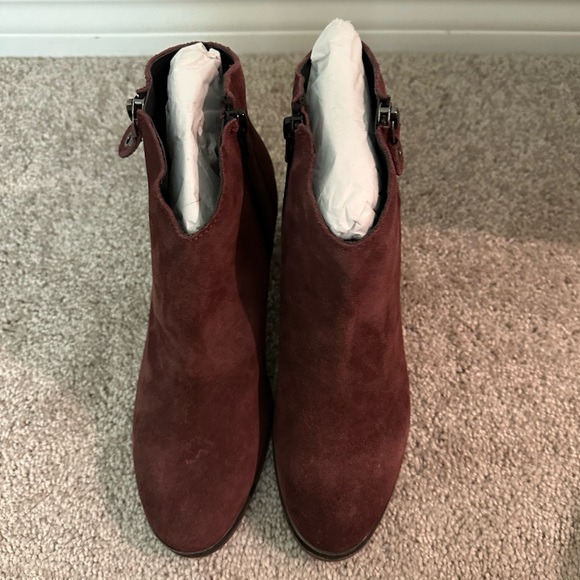 NWOT Diba Sequoia Suede Booties Maroon 8.5 - Picture 5 of 9